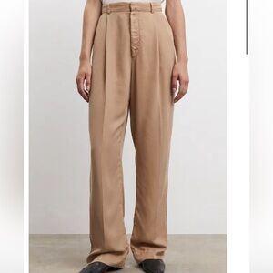 A Day’s March Pleated Harris Trouser sz Swedish 38 (US size 8)